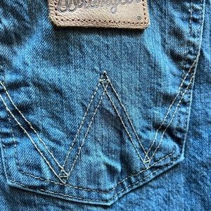 Men’s Wrangler Denim Jeans Retro Slim Boot